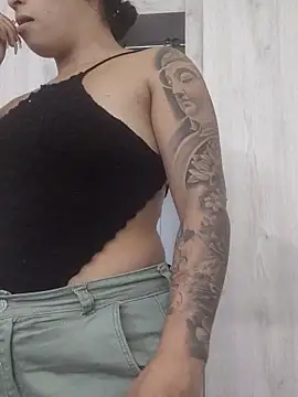 Valenn fernandez online show from April 11, 6:34 pm