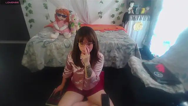 Mitsuha gate online show from April 22, 1:12 pm