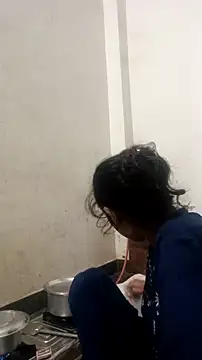 Guriya0076 online show from November 6, 3:18 am