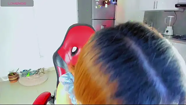 alexandra cute online show from April 8, 4:01 am