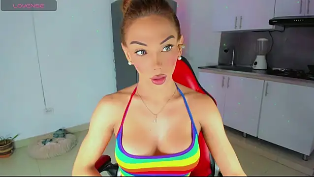 Snapshot of alexandra_cute chatting on May 9, 2:44 pm alexandra cute online show from May 9, 2:44 pm
