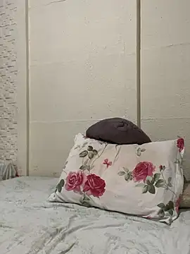 Snapshot of TayllorSweet_ chatting on January 9, 12:02 am TayllorSweet online show from January 9, 12:02 am