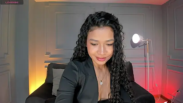 SophieHouston  online show from November 14, 4:00 am