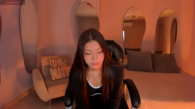 Snapshot of SophieHouston_ chatting on July 3, 3:13 am SophieHouston online show from July 3, 3:13 am