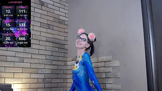 KaylaLewys online show from September 17, 5:36 pm