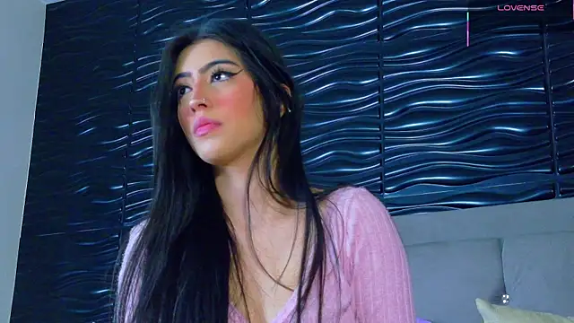 Ambar Bull online show from December 5, 1:31 pm