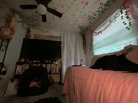 moan4mona online show from June 21, 9:28 pm