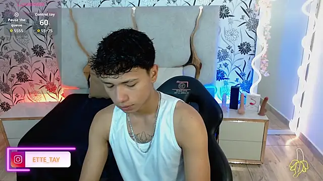 Ette tay online show from October 31, 3:18 am