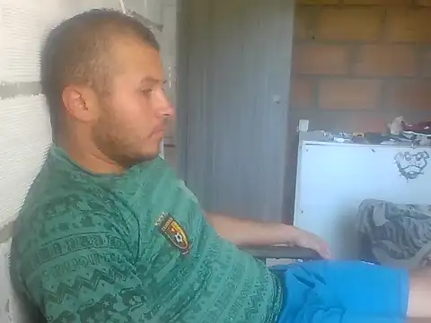 santiii   12 online show from December 14, 4:56 pm