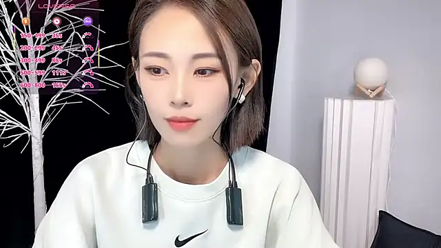 xiaoyue8888 online show from September 27, 2:16 am