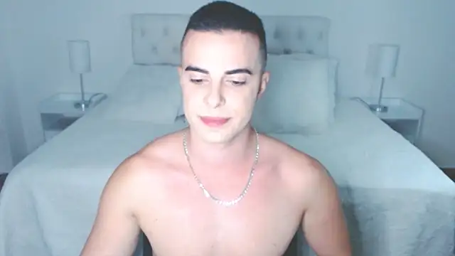 Snapshot of mr_hunterx chatting on September 26, 12:47 am mr hunterx online show from September 26, 12:47 am