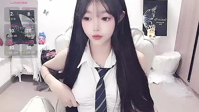 -EEBABY online show from May 6, 8:03 pm