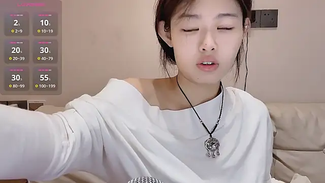 Snapshot of A-Sweet-168-M chatting on September 15, 1:05 am A-Sweet-168-M online show from September 15, 1:05 am