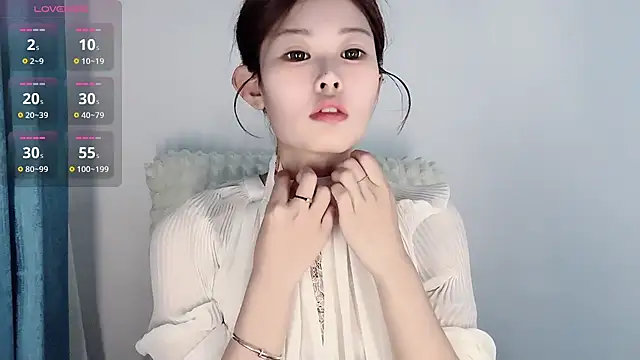 Snapshot of A-Sweet-168-M chatting on April 15, 7:26 am A-Sweet-168-M online show from April 15, 7:26 am