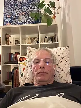 SexyLeon8 online show from January 6, 10:56 pm