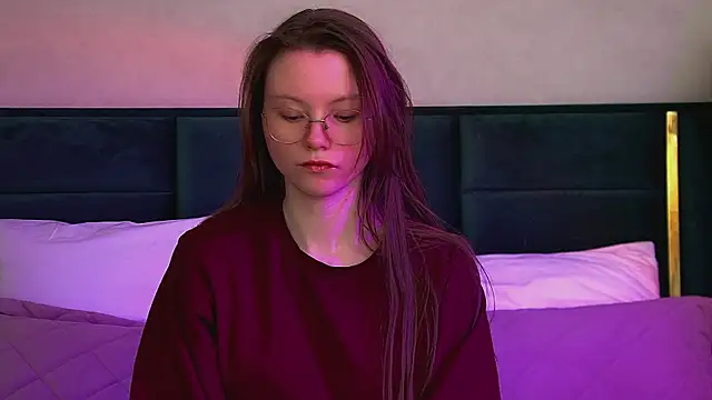 KeiraAsti online show from February 5, 7:29 pm