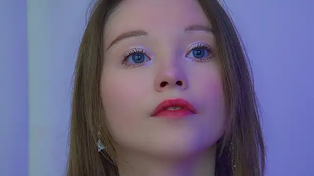 KeiraAsti online show from March 12, 6:25 pm