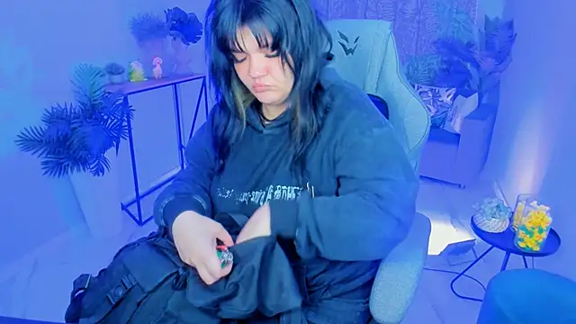 MaryHarrys online show from September 17, 8:43 pm