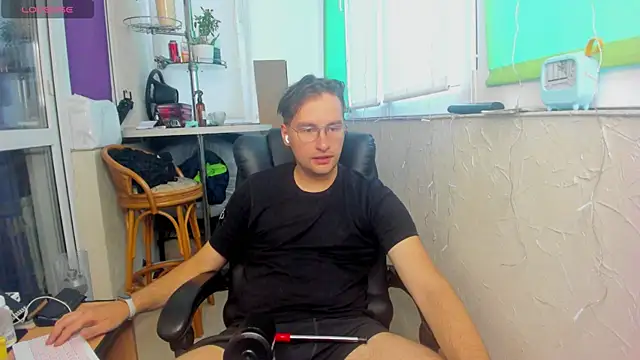 Snapshot of romiosabrino chatting on July 10, 5:59 pm romiosabrino online show from July 10, 5:59 pm