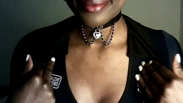 Snapshot of Chatdoll2 chatting on February 25, 4:49 pm Chatdoll2 online show from February 25, 4:49 pm