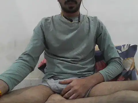 Cuteeeboy23 online show from November 11, 7:47 pm