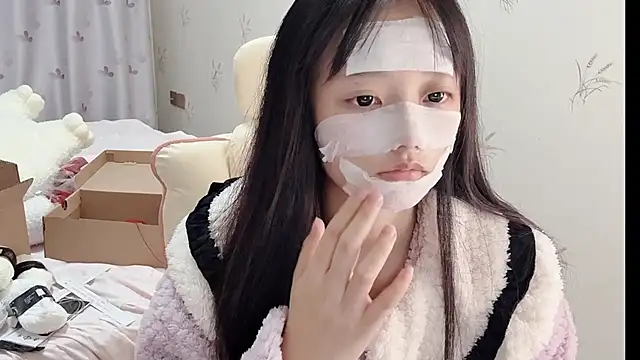 Snapshot of puppy-999 chatting on November 4, 11:09 am puppy-999 online show from November 4, 11:09 am