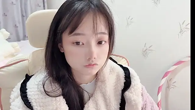 Snapshot of puppy-999 chatting on November 12, 1:22 pm puppy-999 online show from November 12, 1:22 pm