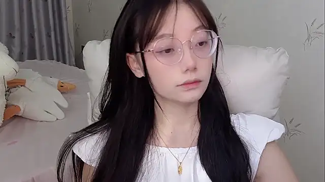 Snapshot of puppy-999 chatting on June 15, 1:46 pm puppy-999 online show from June 15, 1:46 pm