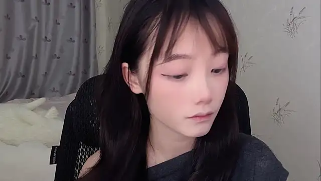 Snapshot of puppy-999 chatting on June 23, 11:41 am puppy-999 online show from June 23, 11:41 am