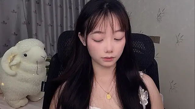Snapshot of puppy-999 chatting on July 3, 11:27 am puppy-999 online show from July 3, 11:27 am