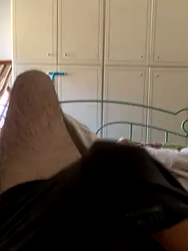 Snapshot of Giocherellone_Italiano chatting on October 21, 10:27 am Giocherellone Italiano online show from October 21, 10:27 am