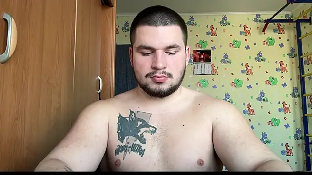 Snapshot of chiraq1945 chatting on January 10, 8:16 am chiraq1945 online show from January 10, 8:16 am