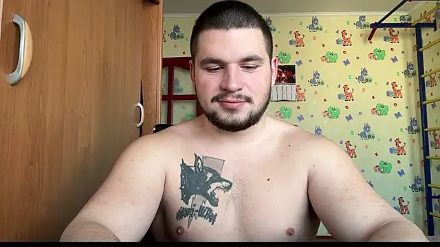 Snapshot of chiraq1945 chatting on January 13, 8:30 am chiraq1945 online show from January 13, 8:30 am