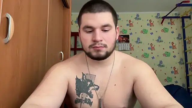 Snapshot of chiraq1945 chatting on February 6, 7:23 am chiraq1945 online show from February 6, 7:23 am