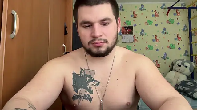 Snapshot of chiraq1945 chatting on February 14, 10:01 am chiraq1945 online show from February 14, 10:01 am