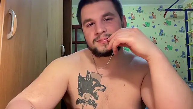 Snapshot of chiraq1945 chatting on February 20, 7:47 pm chiraq1945 online show from February 20, 7:47 pm