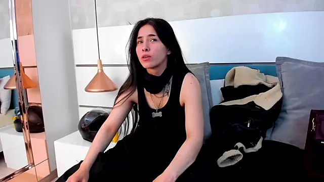 Ashkoreh online show from April 14, 8:04 pm