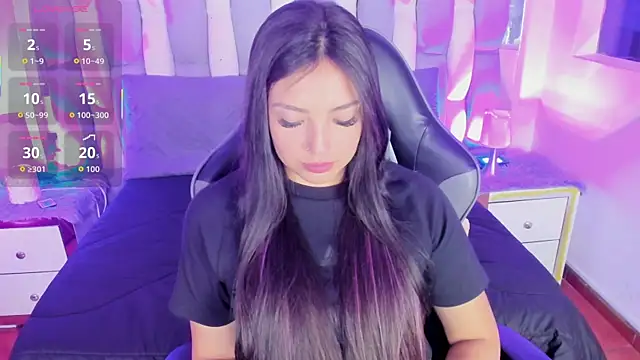 Adaara Rey online show from October 17, 7:49 pm