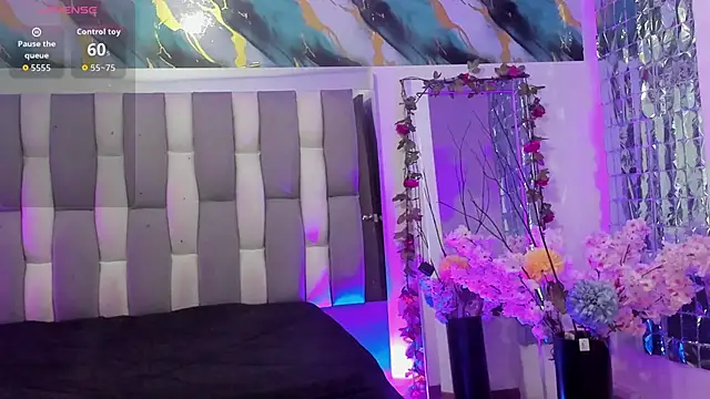 Adaara Rey online show from January 17, 7:06 pm