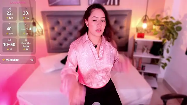 aisha duque online show from September 30, 7:41 pm