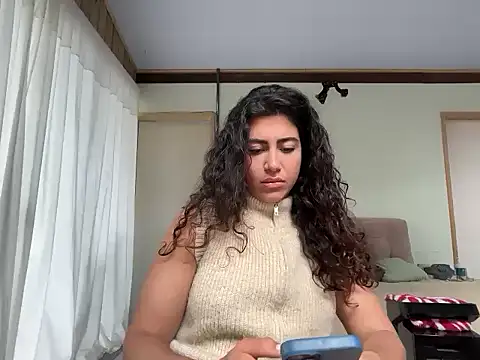 deusaludovica online show from May 30, 1:19 pm
