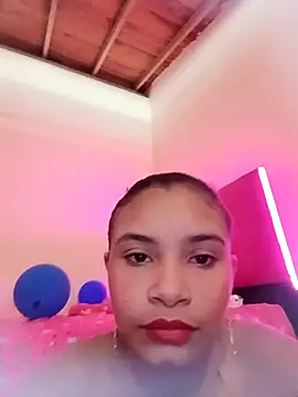 liz7skinny online show from September 12, 6:52 pm