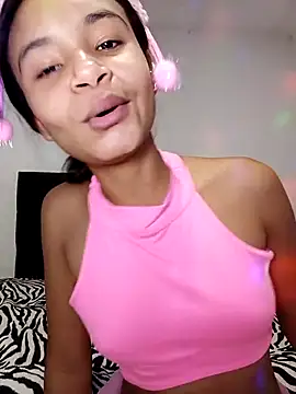 liz7skinny online show from April 14, 9:21 pm