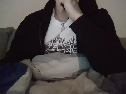 Snapshot of MrNice85 chatting on October 3, 3:47 am MrNice85 online show from October 3, 3:47 am