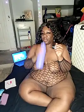 Thickkemzz41 online show from November 26, 12:44 am