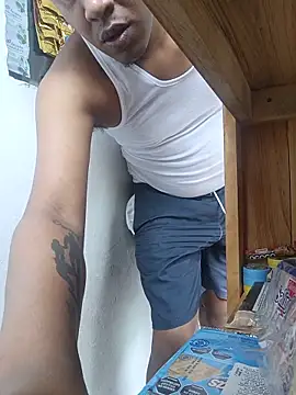 negro08  online show from June 16, 2:09 pm