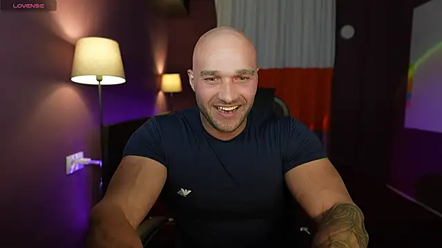 RikAdlerr online show from May 18, 3:07 pm