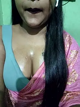 Snapshot of JIYA-04 chatting on September 9, 12:48 pm JIYA-04 online show from September 9, 12:48 pm