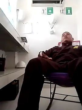 Snapshot of SOY0119DIEGO chatting on September 28, 2:00 pm SOY0119DIEGO online show from September 28, 2:00 pm