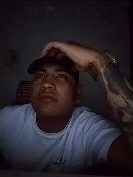 Snapshot of SOY0119DIEGO chatting on February 14, 4:53 am SOY0119DIEGO online show from February 14, 4:53 am